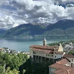 Casa Teatro Panoramico 5 Star House Vakantiehuis Locarno