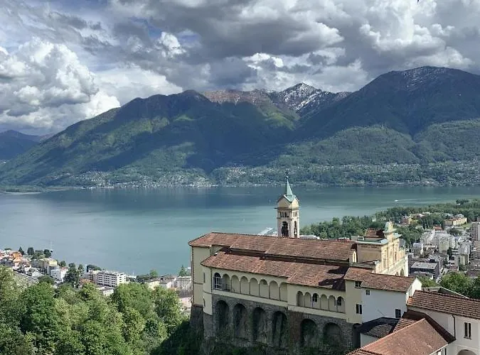 Casa Teatro Panoramico 5 Star House Feriehus Locarno